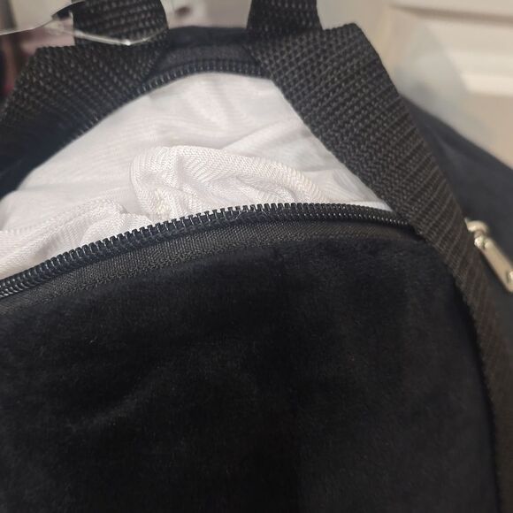 Kuromi 3D Plush Backpack - Picture 8 of 8